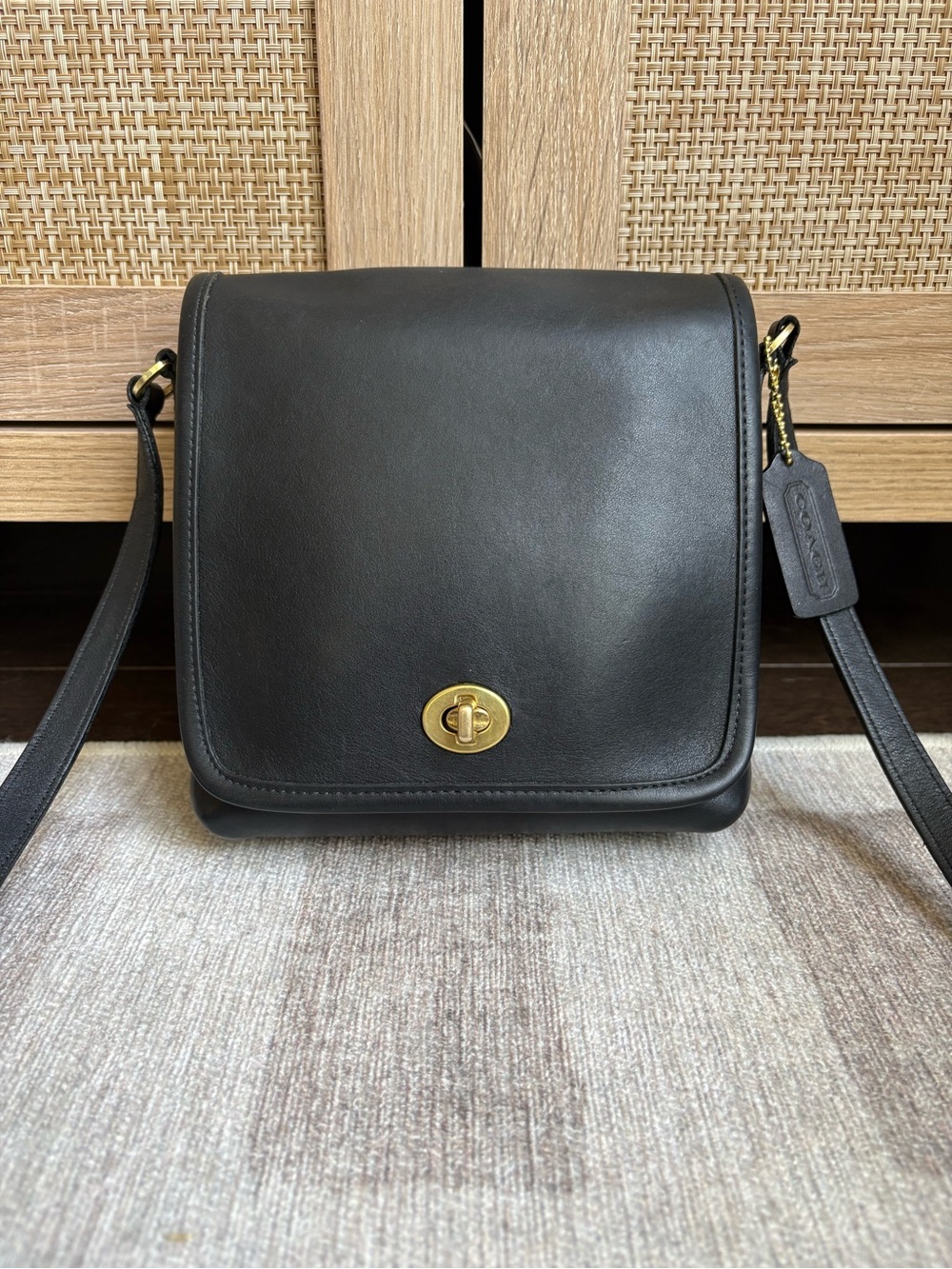 COACH Vintage Companion Black Leather Crossbody Shoulder Bag Handbag Purse 9076